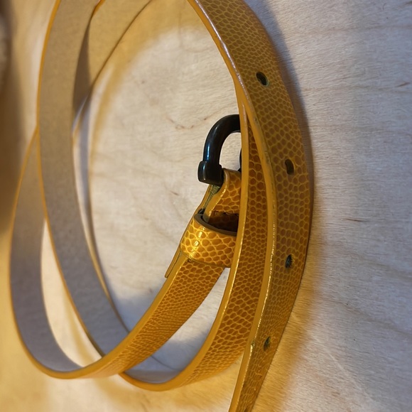 Coldwater Creek women’s thin faux snakeskin yellow belt size L - Picture 5 of 7